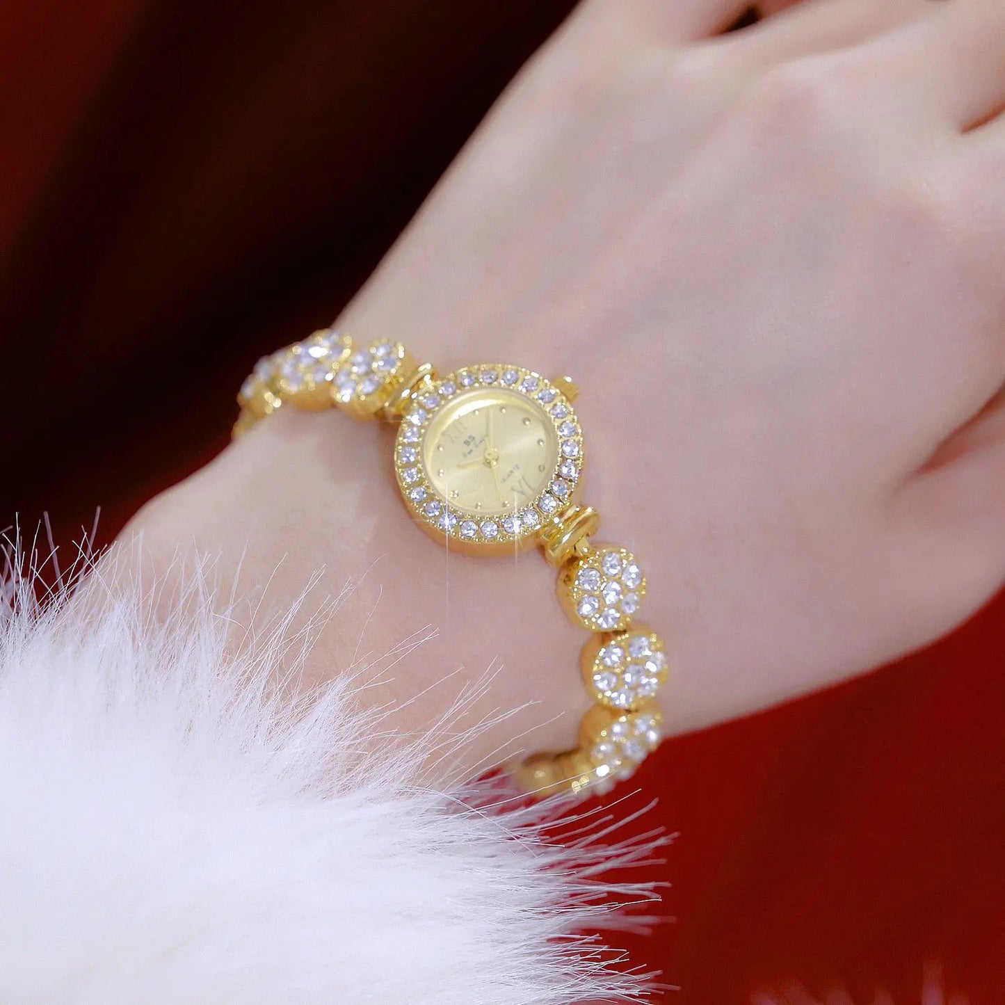 Women Watch Light Luxury Brand Starry Sky Diamond Flower Bracelet Exquisite High end Ladies Fashion Quartz Wristwatches