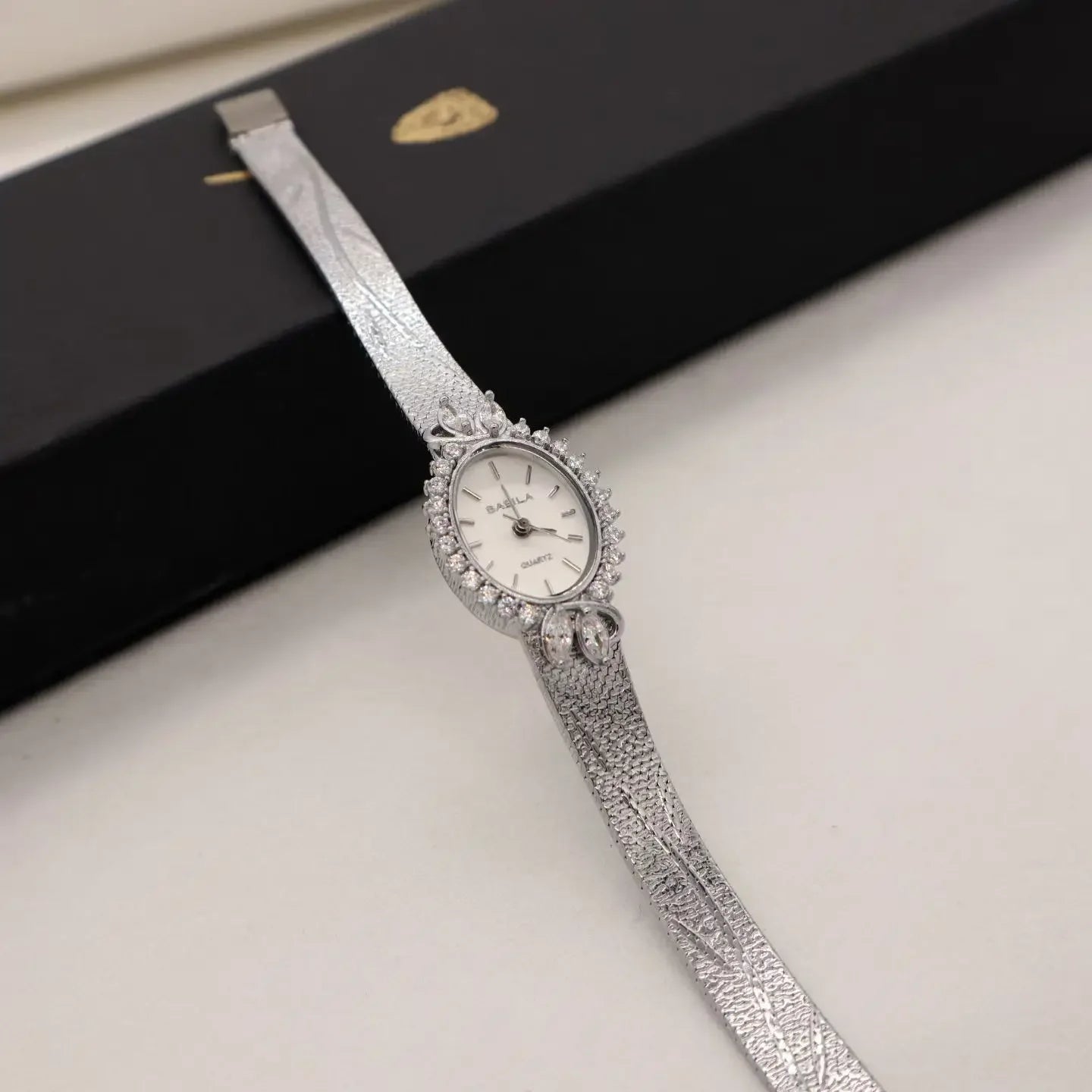 Women Watch for Girls Quartz Reloj Mujer Sliver Gold Diamond Orologio Ladies Vintage Oval Wristwatch Stainless Steel Band Clock