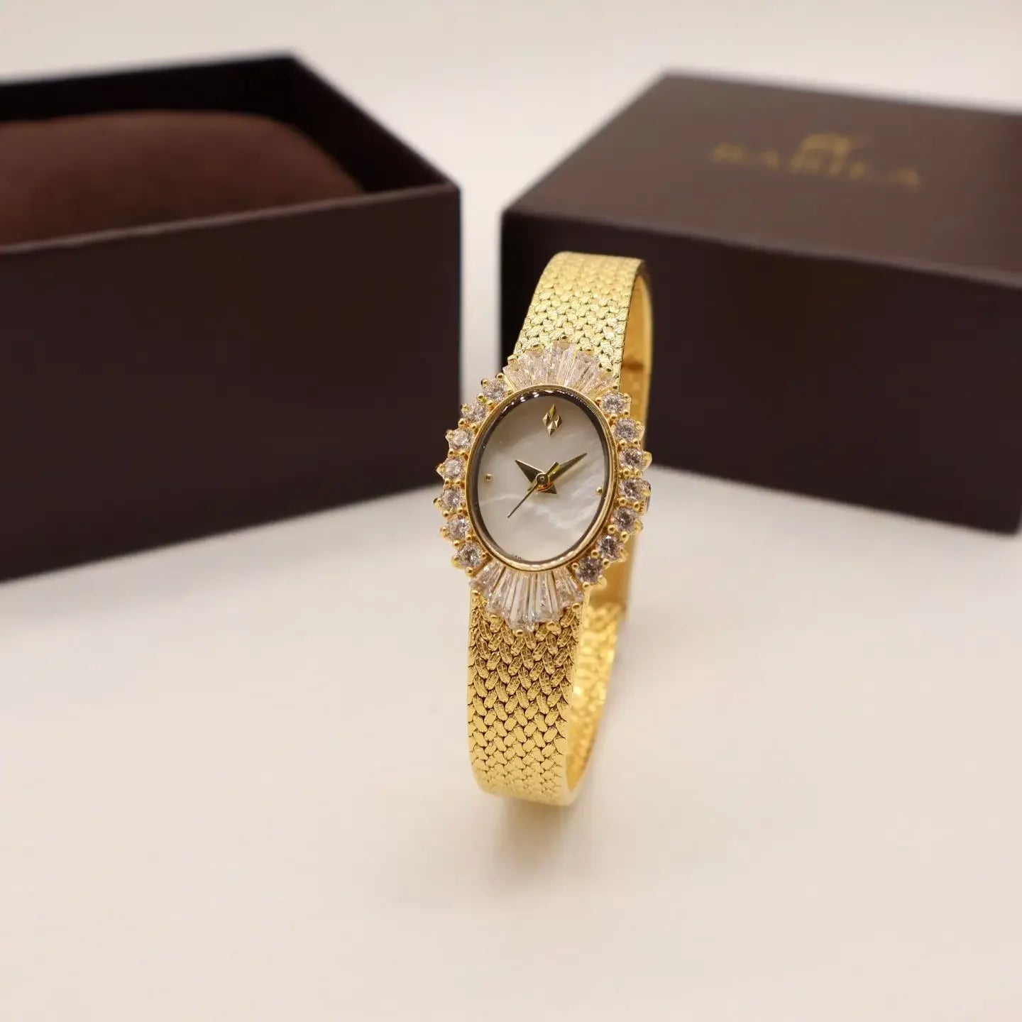 Women Watch for Girls Quartz Reloj Mujer Sliver Gold Diamond Orologio Ladies Vintage Oval Wristwatch Stainless Steel Band Clock