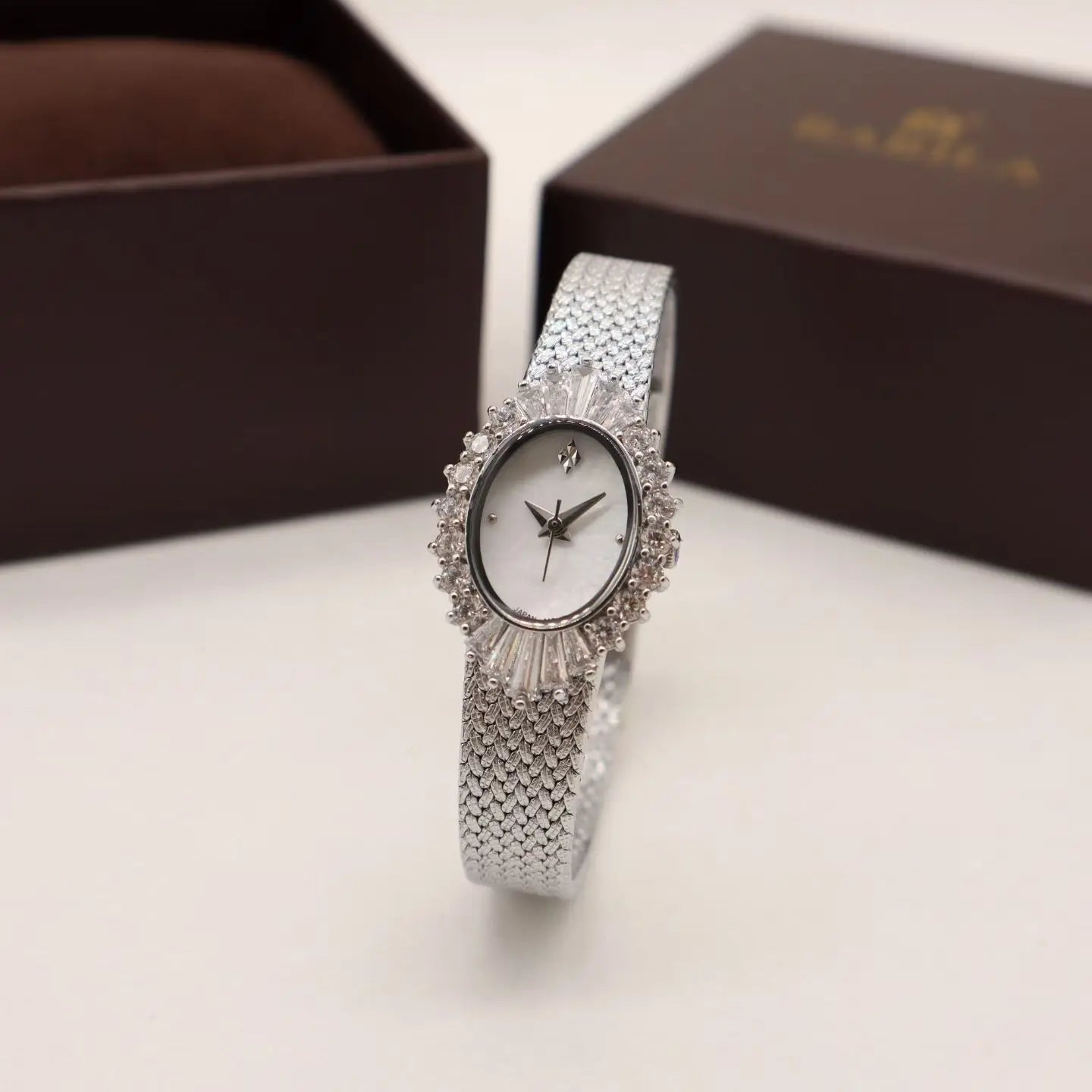 Women Watch for Girls Quartz Reloj Mujer Sliver Gold Diamond Orologio Ladies Vintage Oval Wristwatch Stainless Steel Band Clock