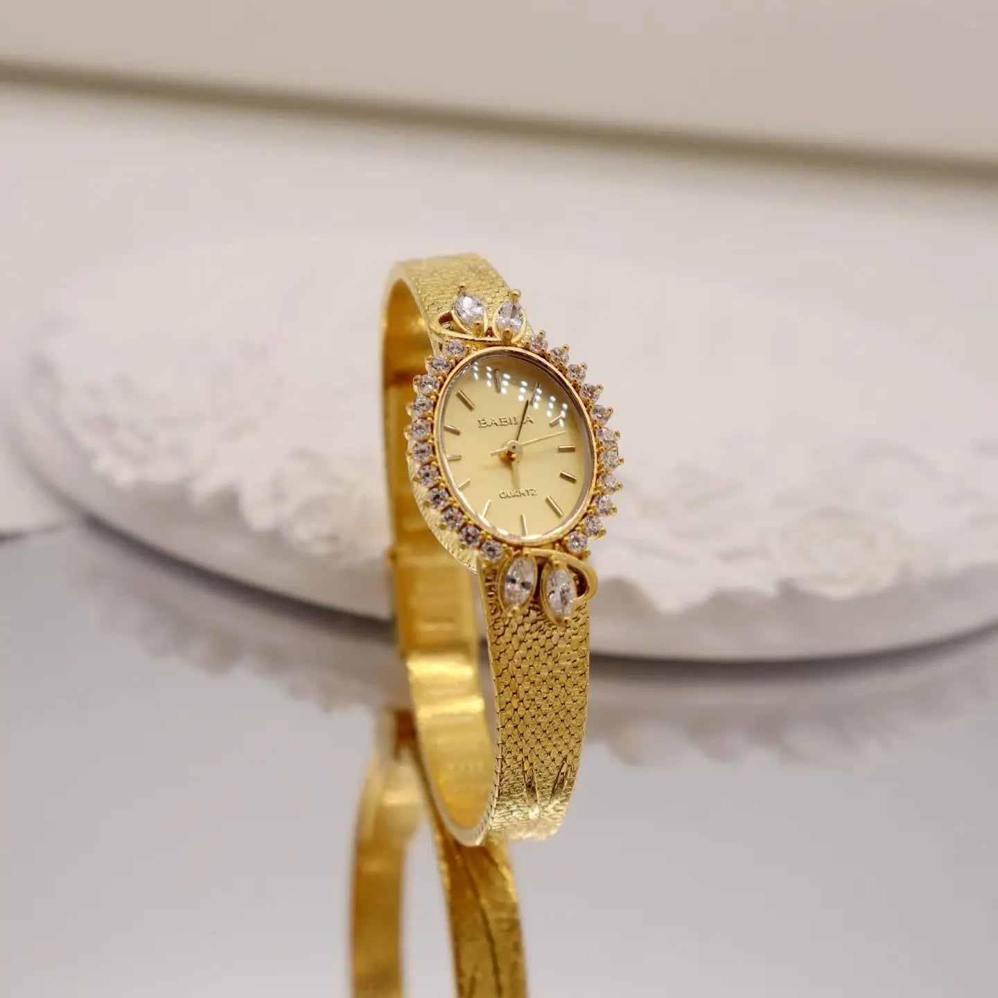 Women Watch for Girls Quartz Reloj Mujer Sliver Gold Diamond Orologio Ladies Vintage Oval Wristwatch Stainless Steel Band Clock