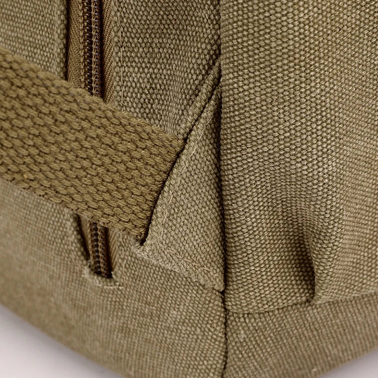 Men's large capacity travel backpack, suitable for different groups of people, adjustable shoulder strap length, multi compartme