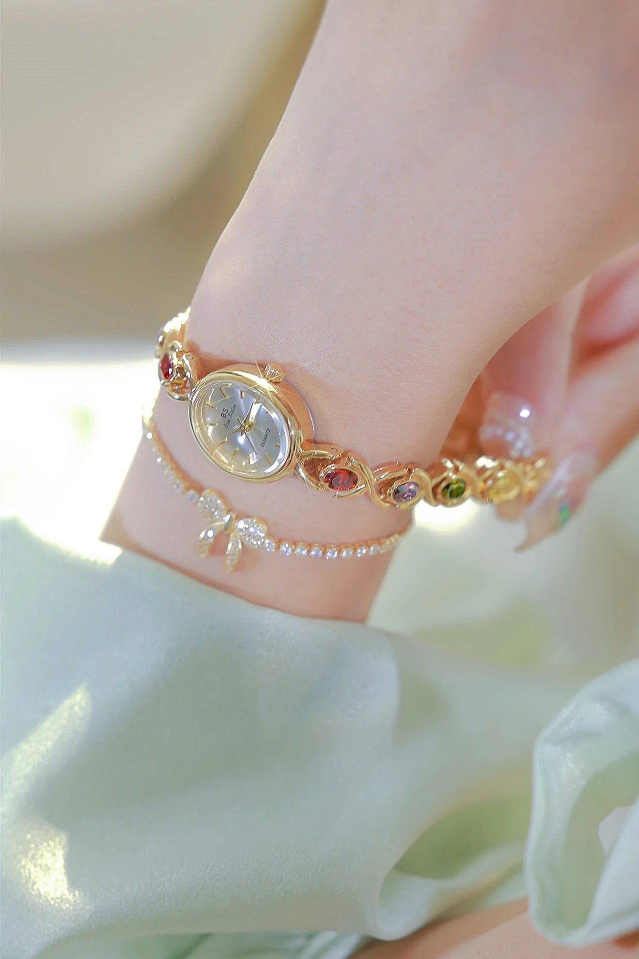 Women's Oval Rainbow Gem Light Luxury Wristwatch Fashion Elegant Waterproof Bracelet Watch Exquisite Small Clock Reloj V43
