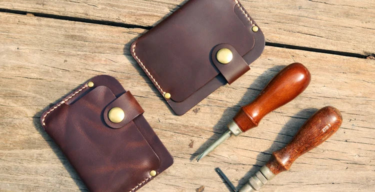 Luxury Handmade Genuine Leather Card Wallet Men Credit Card holder Women ID Sleeve Name Card Holder Cowhide Business Card Case