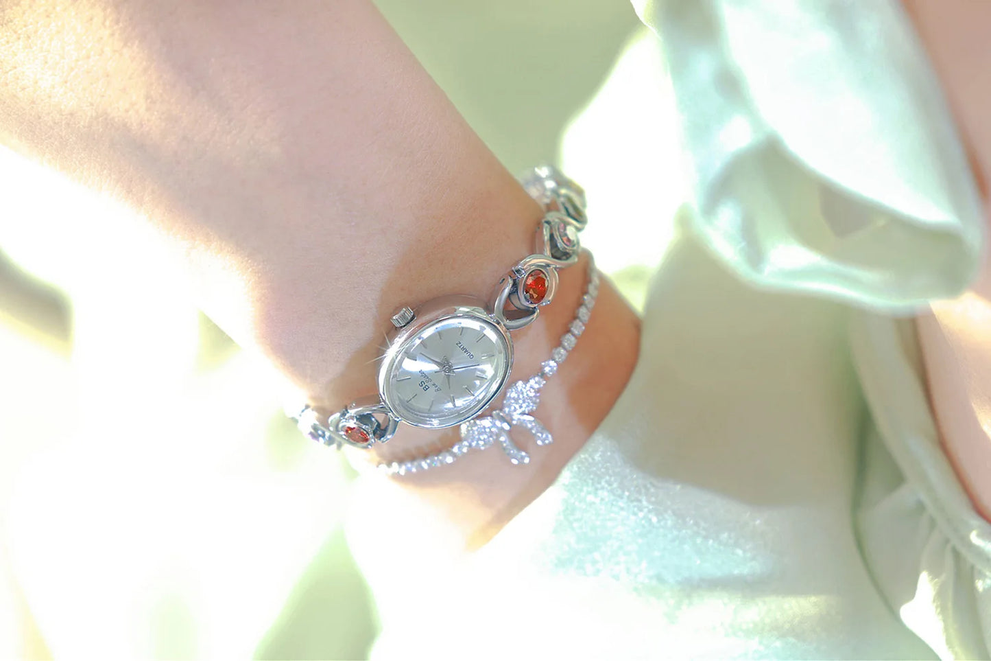 Women's Oval Rainbow Gem Light Luxury Wristwatch Fashion Elegant Waterproof Bracelet Watch Exquisite Small Clock Reloj V43